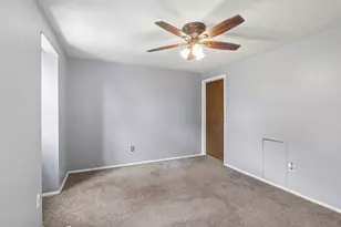 446 Hunting Creek Road Rd, Canonsburg, PA 15317 - Photo 21