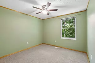 446 Hunting Creek Rd, Canonsburg, PA 15317 - Photo 33