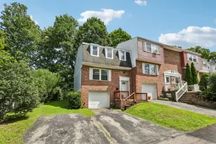 446 Hunting Creek Rd, Canonsburg, PA 15317 - Photo 3