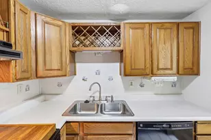446 Hunting Creek Rd, Canonsburg, PA 15317 - Photo 19