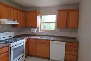 225 Jonquil Pl, Pittsburgh, PA 15228 - Photo 13