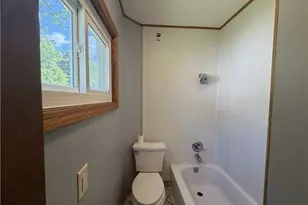 40 Emerson Ave, Wheatland, PA 16161 - Photo 23