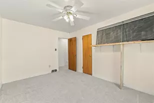 7140 Ross Garden Rd, Pittsburgh, PA 15206 - Photo 11