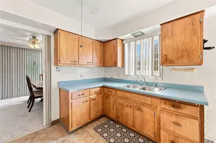 7140 Ross Garden Rd, Pittsburgh, PA 15206 - Photo 7