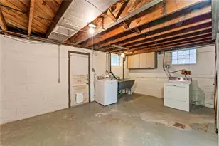 3418 Dauphin Ave, Pittsburgh, PA 15227 - Photo 19