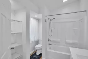 279 Broadstone Dr, Adams Township, PA 16046 - Photo 19