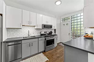 1210 Chislett St, Pittsburgh, PA 15206 - Photo 11