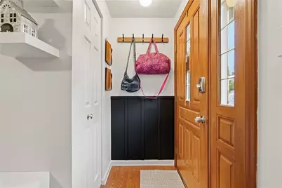 3074 Piney Bluff Dr, South Park, PA 15129 - Photo 5