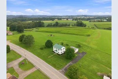 985 E Pike Rd, White Township, PA 15701 - Photo 3