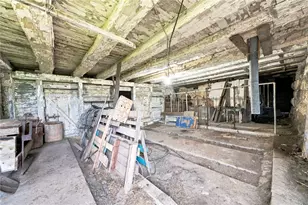 985 E Pike Rd, White Township, PA 15701 - Photo 41