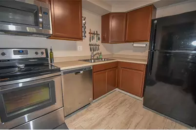49 Greenbriar Dr, Scott Township, PA 15220 - Photo 7
