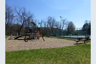 141 Glenwood Dr, Monroeville, PA 15146 - Photo 31