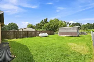 209 Thornwood Ave, Scottdale, PA 15683 - Photo 25