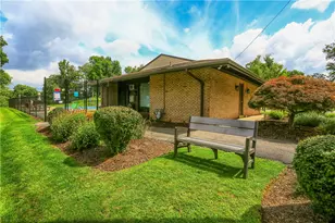 1004 Sanlin Dr, Moon/Crescent Twp, PA 15108 - Photo 35