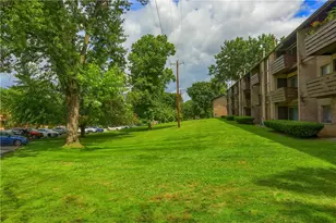 1004 Sanlin Dr, Moon/Crescent Twp, PA 15108 - Photo 43