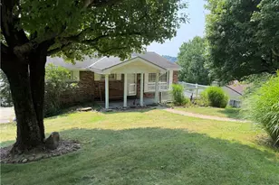 353 Madison Ave, Leechburg Boro, PA 15656 - Photo 3
