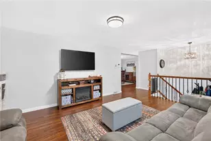 112 McDonald Dr, Cranberry Township, PA 16066 - Photo 5