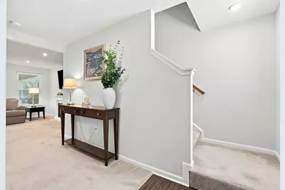 106 Magnolia Dr, Robinson Twp, PA 15136 - Photo 3