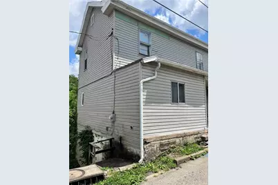 622 Trump Ave, Connellsville, PA 15425 - Photo 13