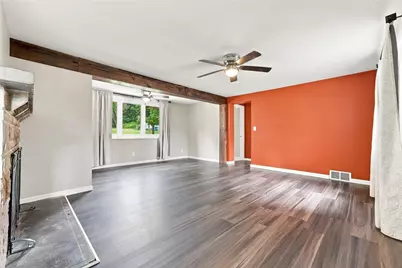 127 Beaver Ave, West Sunbury, PA 16061 - Photo 9