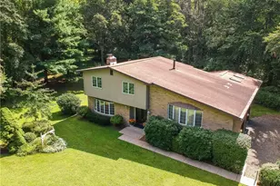 119 Buckingham Dr, Middlesex Township, PA 16059 - Photo 1