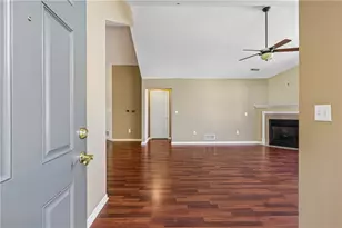 2501 Golf Course Dr, South Strabane, PA 15301 - Photo 7