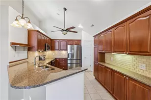 2501 Golf Course Dr, South Strabane, PA 15301 - Photo 17