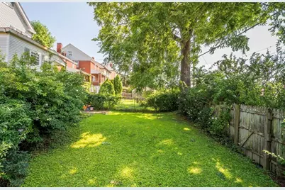 322 Lamarido St, Pittsburgh, PA 15226 - Photo 25