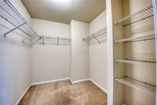 1861 Louisville, Pittsburgh, PA 15143 - Photo 33