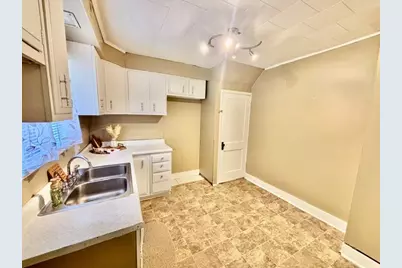 405 Lawnview Ave, Neshannock Township, PA 16105 - Photo 25