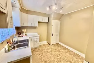 405 Lawnview Ave, Neshannock Township, PA 16105 - Photo 25