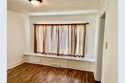 405 Lawnview Ave, Neshannock Township, PA 16105 - Photo 11