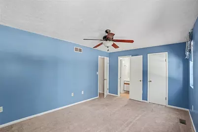 204 Carla Dr, Pittsburgh, PA 15238 - Photo 13