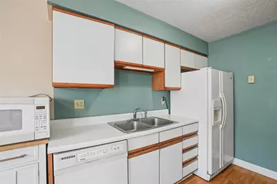 204 Carla Dr, Pittsburgh, PA 15238 - Photo 9