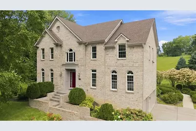 123 Foxwood Dr, Pittsburgh, PA 15090 - Photo 1