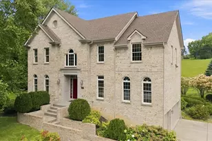 123 Foxwood Dr, Pittsburgh, PA 15090 - Photo 1