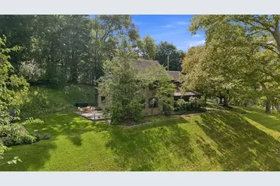 22 Priscilla Ln, Rosslyn Farms, PA 15106 - Photo 47