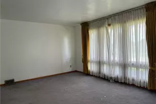 18 Lattavo Dr, Neshannock Township, PA 16105 - Photo 3