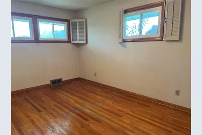18 Lattavo Dr, Neshannock Township, PA 16105 - Photo 13
