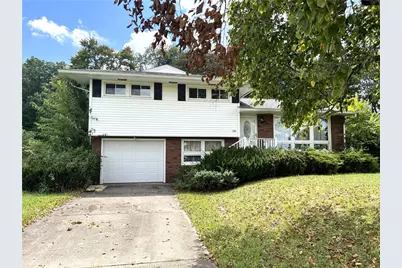 18 Lattavo Dr, Neshannock Township, PA 16105 - Photo 1
