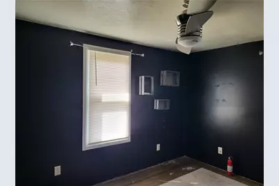 320 Main St., Twp of But SW, PA 16045 - Photo 11