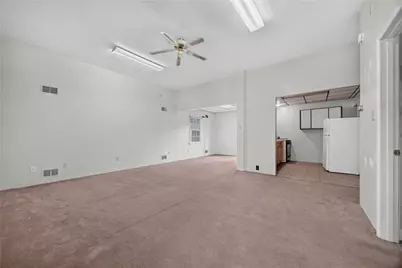 1155 Broadway Ave, East McKeesport, PA 15035 - Photo 11