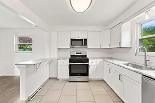 138 Yosemite Dr, Pittsburgh, PA 15235 - Photo 9