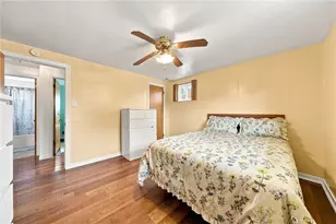 459 Lois Dr, Pittsburgh, PA 15236 - Photo 11