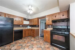 7300 Hutchinson, Forward Township, PA 15037 - Photo 9