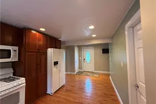 601 N 8th St, Youngwood, PA 15697 - Photo 9