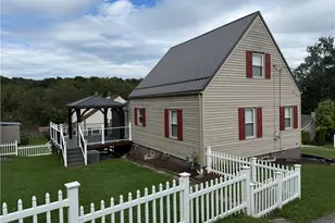 601 N 8th St, Youngwood, PA 15697 - Photo 7
