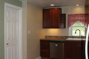 601 N 8th St, Youngwood, PA 15697 - Photo 9