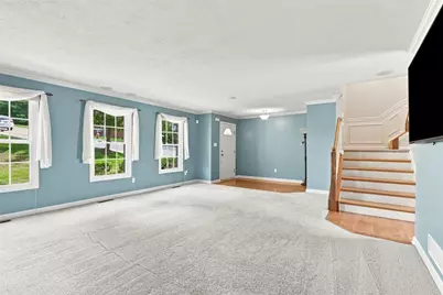 92 Castle View Dr, Kennedy Township, PA 15136 - Photo 5