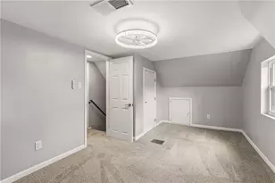 1252 Brinton Rd, Pittsburgh, PA 15221 - Photo 17
